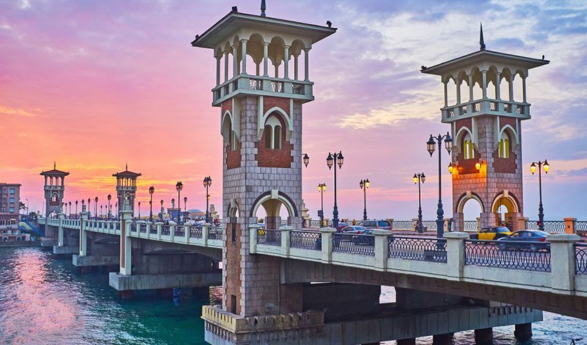 3-Day Egypt Budget Tour | Cairo Pyramids & Alexandria City Break