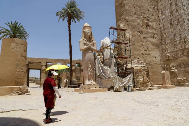 9-day budget Egypt tour exploring Cairo, Nile Cruise, and Hurghada Red Sea resort