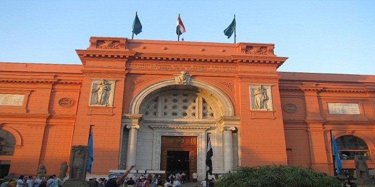 Egypt Luxury Tour Luxury 15-day Egypt tour including Cairo pyramids, Alexandria coast, Siwa Oasis, White Desert camping, Luxor temples, and Aswan Nile views