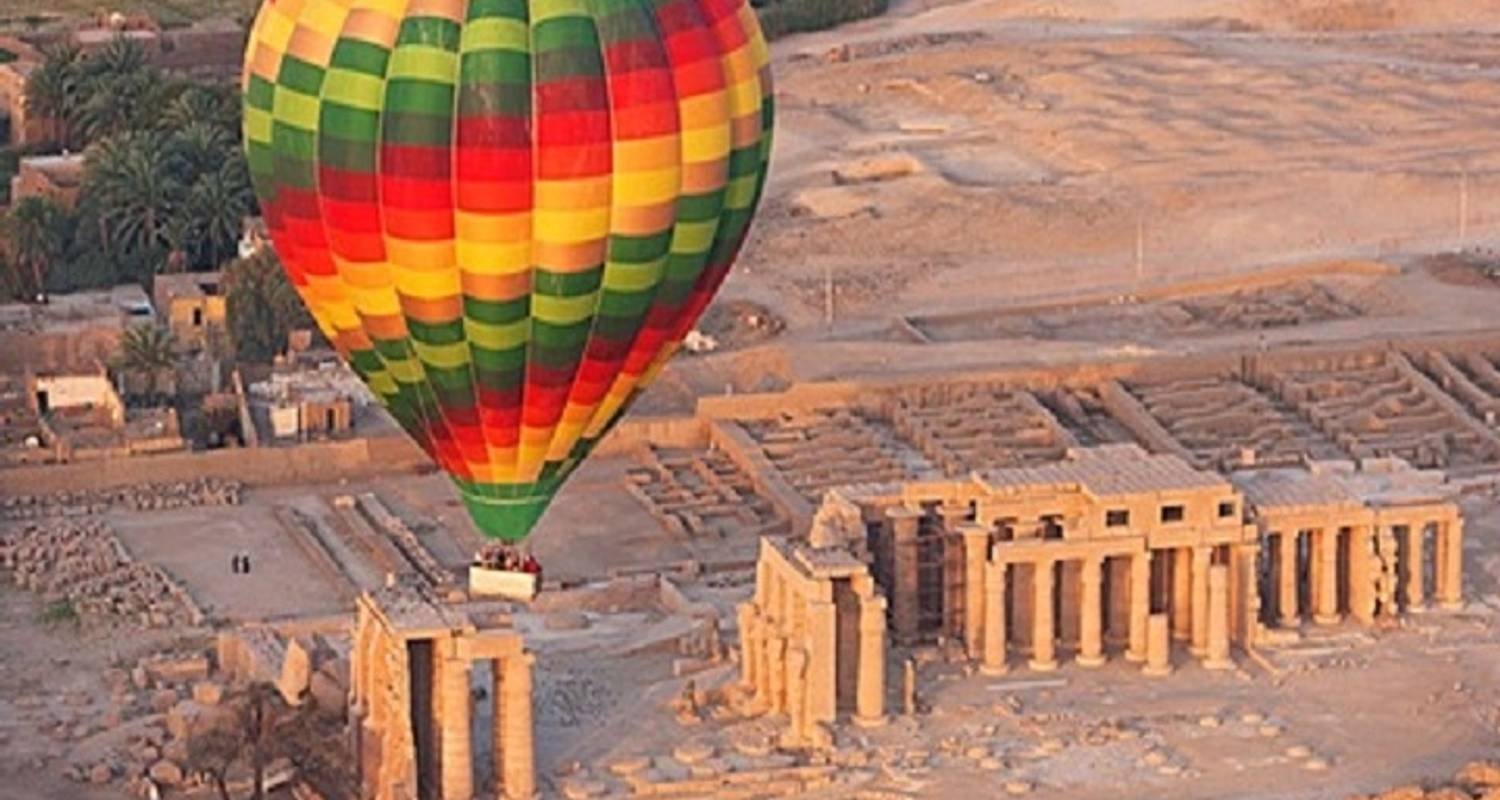 Luxury 10-day Egypt tour visiting Cairo, Aswan, Luxor, and Alexandria with pyramids, temples, Nile cruises, and ancient landmarks