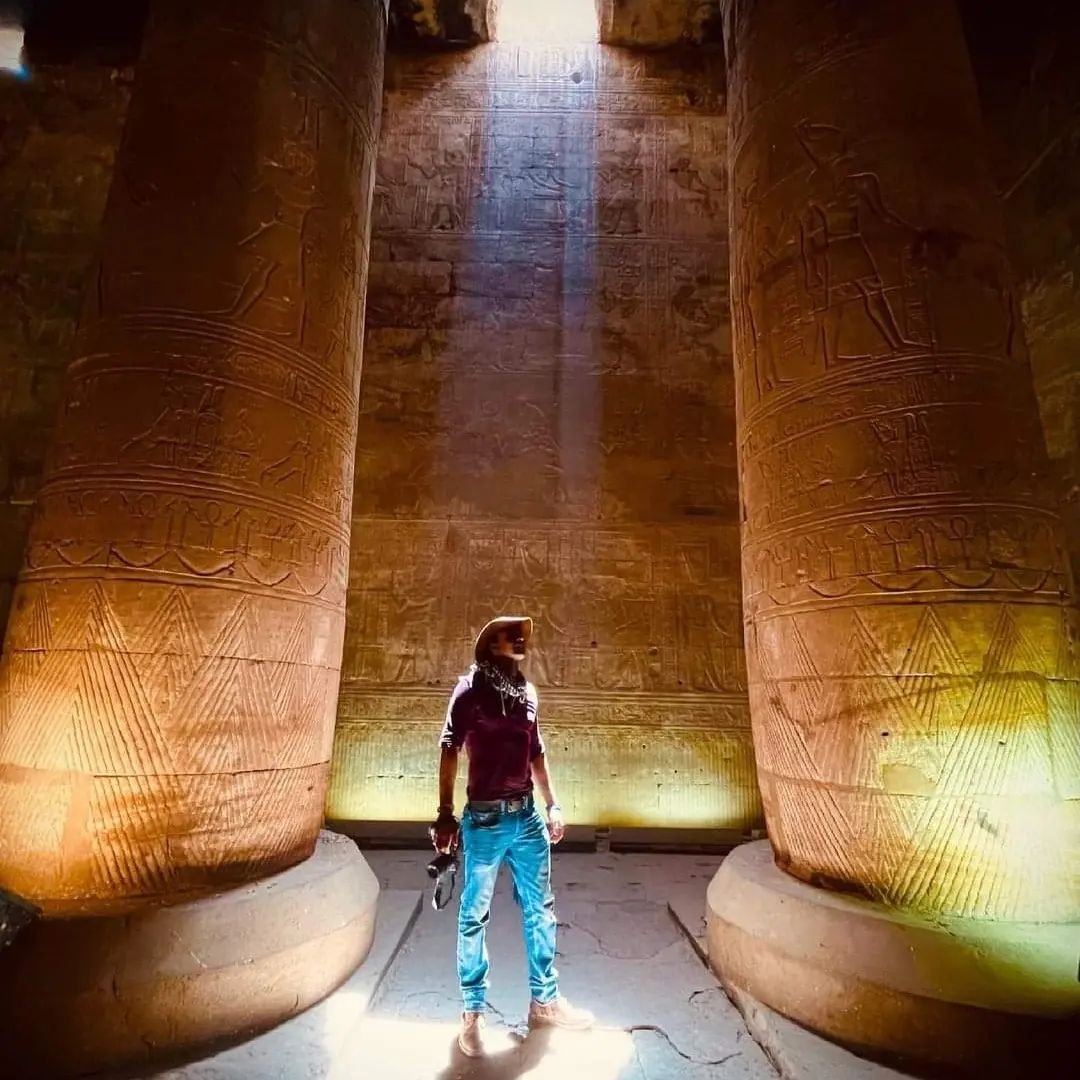 5-day budget Egypt tour visiting Cairo pyramids, Egyptian Museum, and Luxor temples