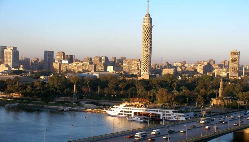 6-day Egypt budget tour discovering Cairo’s Pyramids, Egyptian Museum, historic palaces, and Old Cairo