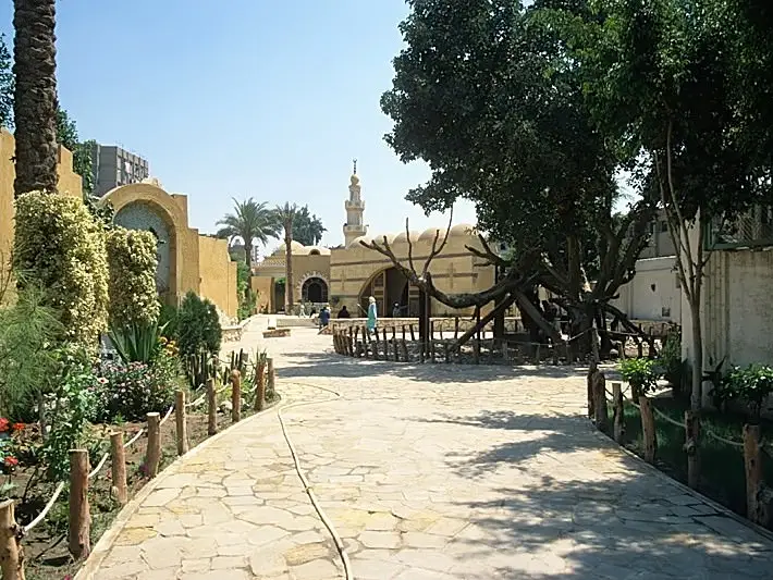 6-Day Budget Discovery of Cairo – Pyramids, Museums, Palaces & Old Cairo 6-day budget discovery of Cairo tour including pyramids, museums and Old Cairo