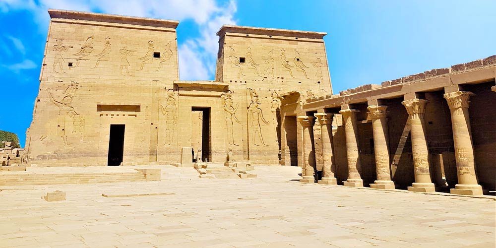 Egypt Budget Holiday 6 Days: Discover Cairo, Luxor, Aswan & Abu Simbel “6-Day Egypt Budget Holiday – Cairo Pyramids, Luxor temples, Aswan Philae Temple, and Abu Simbel tour.”