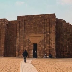 Egypt Tours : Private tour to Saqqara Step Pyramid, Dashur Bent Pyramid and Memphis Egypt