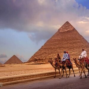 1-Day Egypt day tour: Giza Pyramids , Sultan Hassan and Khan El Khalili